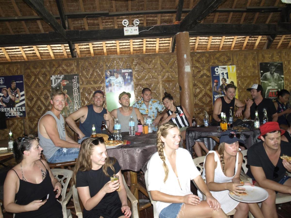The Shark'S Tail Dive Center Hotel Daanbantayan Exterior foto