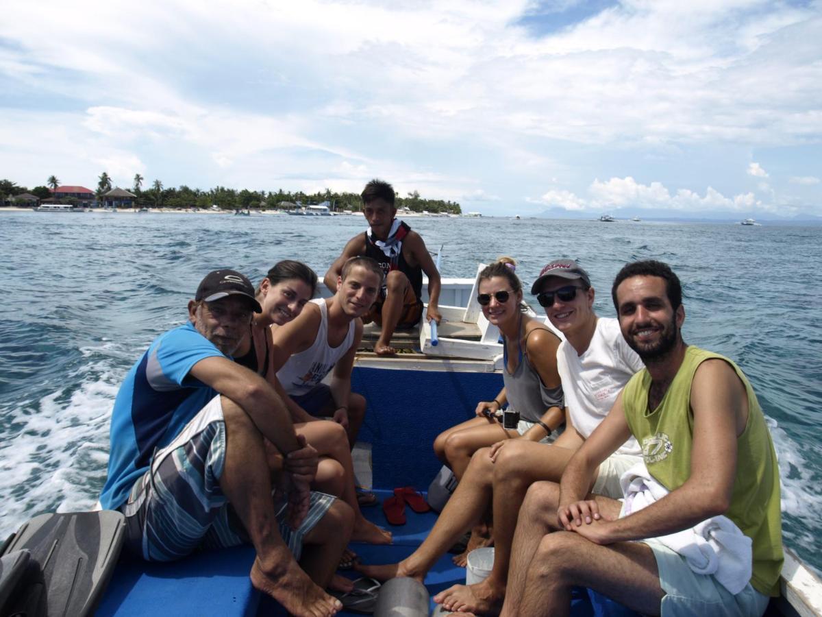 The Shark'S Tail Dive Center Hotel Daanbantayan Exterior foto